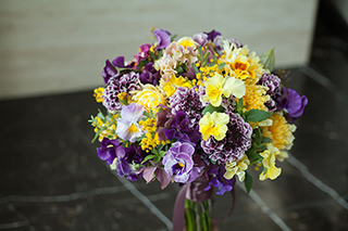 サムネイル　シャングリラホテル 結婚式 ウェディングフラワー45ウェディングフェア－表参道の花屋 LIFEDECO flower works