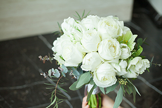 サムネイル　シャングリラホテル 結婚式 ウェディングフラワー48ウェディングフェア－表参道の花屋 LIFEDECO flower works