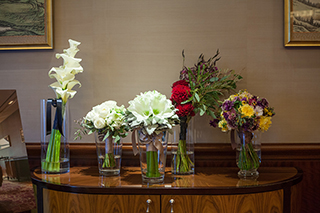 サムネイル　シャングリラホテル 結婚式 ウェディングフラワー49ウェディングフェア－表参道の花屋 LIFEDECO flower works